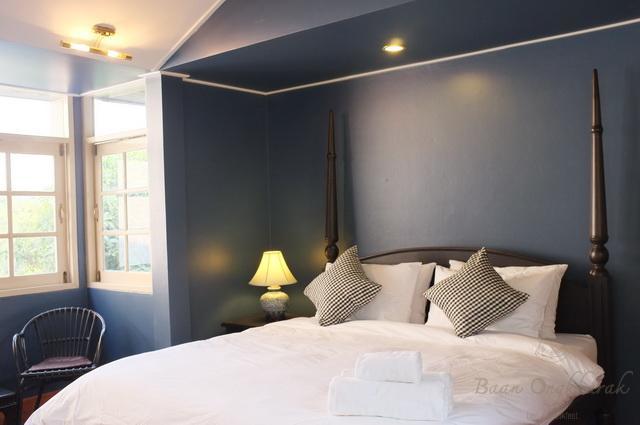 Baan Ongkharak Bed & Breakfast (Adults Only) Bangkok Buitenkant foto